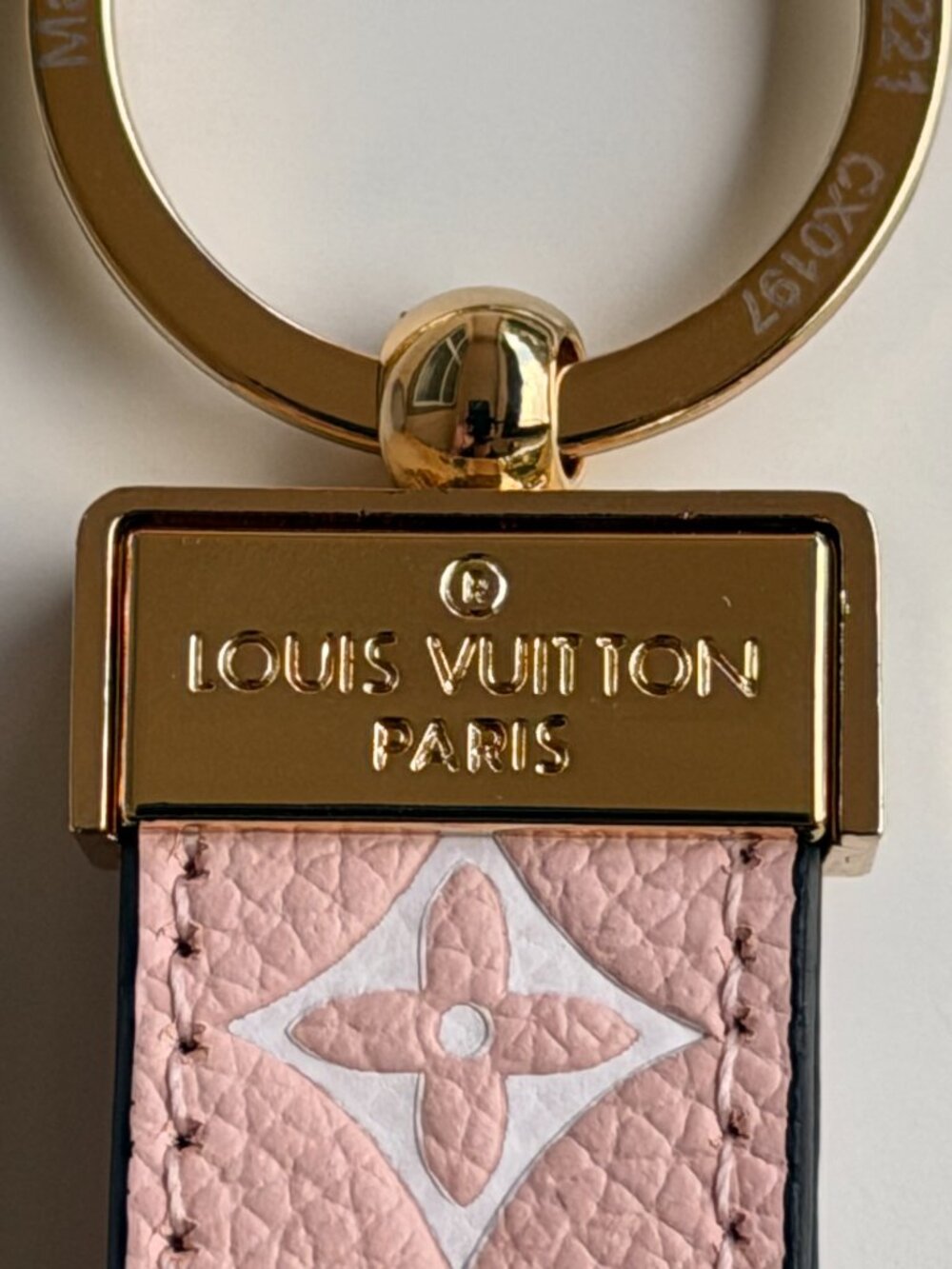 Louis Vuitton Dragonne Key Holder Monogram Pink - Picture 3 of 7